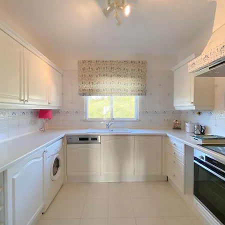 Charming Penthouse With Sea View In #1931 Daire