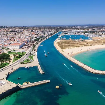 Charming Penthouse With Sea View In #1931