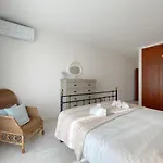 Charming Penthouse With Sea View In #1931 Апартаменты Лагуш