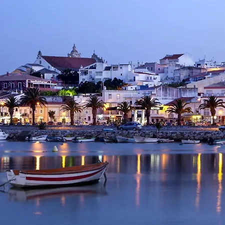 Charming Penthouse With Sea View In #1931 Lagos