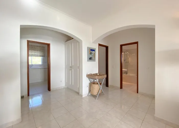 Charming Penthouse With Sea View In #1931 Appartamento